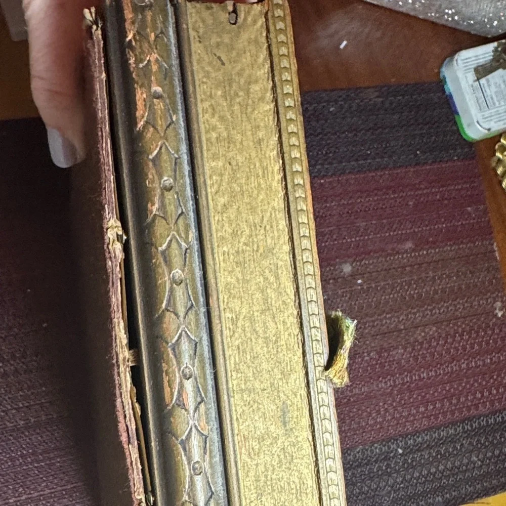 Vintage Style Candy/Jewelry Box with Victorian Art